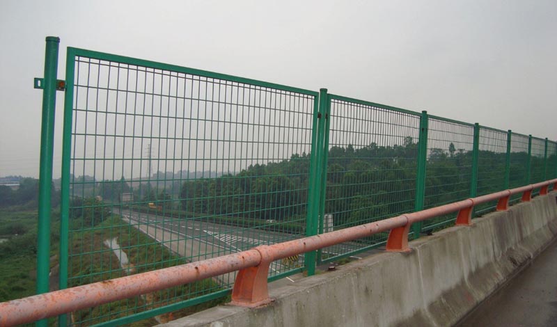 �����o�ھW